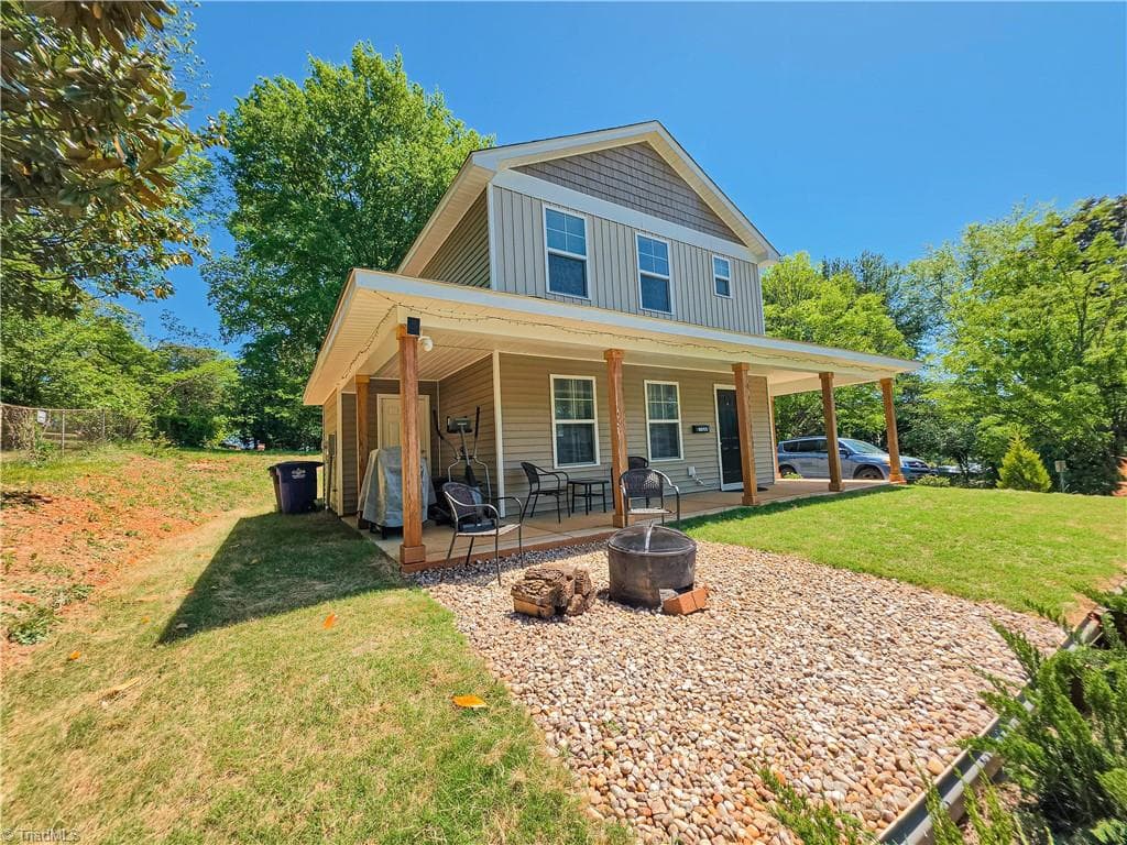 Stick/Site Built at 1011 Thurmond Street, Winston-Salem NC 27105, Winston-Salem, photo 24 of 27