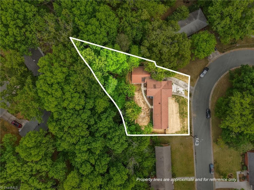 Stick/Site Built at 614 Ridgeway Drive, Burlington NC 27217, Burlington, photo 14 of 24