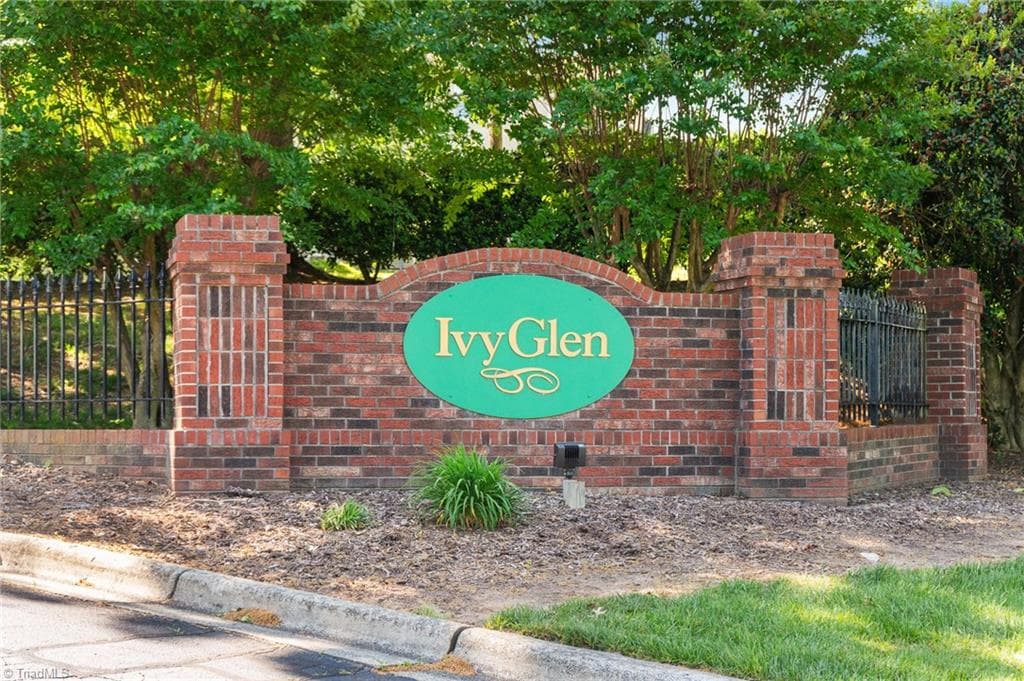 Stick/Site Built at 323 Ivy Glen Court, Winston-Salem NC 27127, Winston-Salem, photo 23 of 26
