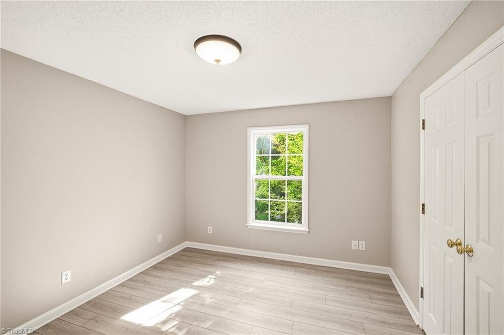 Stick/Site Built at 323 Ivy Glen Court, Winston-Salem NC 27127, Winston-Salem, photo 17 of 26