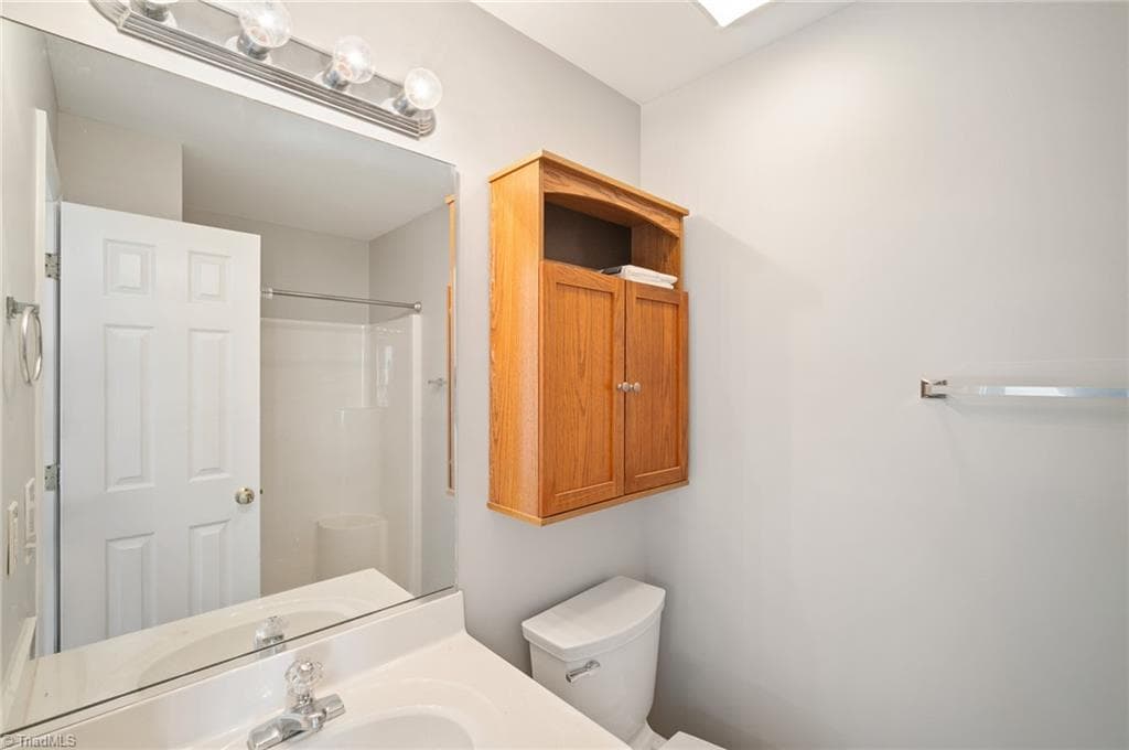 Stick/Site Built at 323 Ivy Glen Court, Winston-Salem NC 27127, Winston-Salem, photo 16 of 26