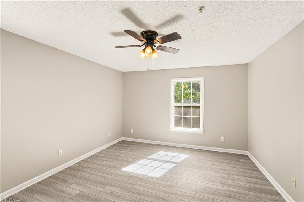 Stick/Site Built at 323 Ivy Glen Court, Winston-Salem NC 27127, Winston-Salem, photo 15 of 26