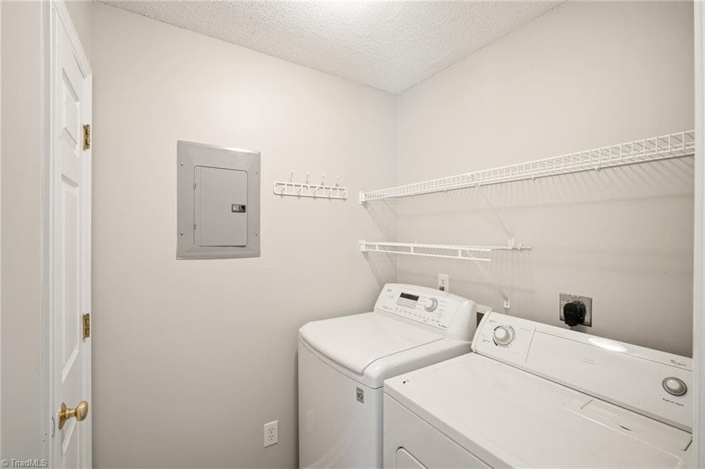 Stick/Site Built at 323 Ivy Glen Court, Winston-Salem NC 27127, Winston-Salem, photo 21 of 26