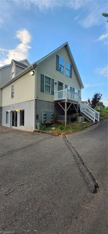 Investment at 502 S Key Street, Pilot Mountain NC 27041, photo 8 of 11