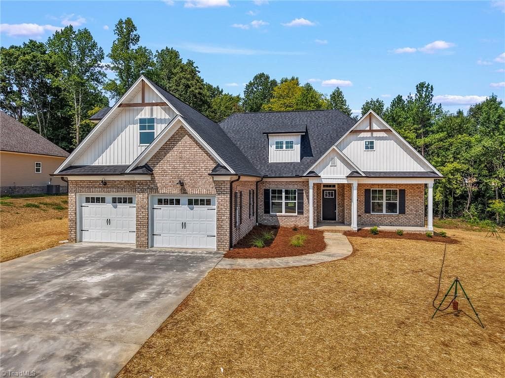 249 Cool Run, Lexington NC 27295