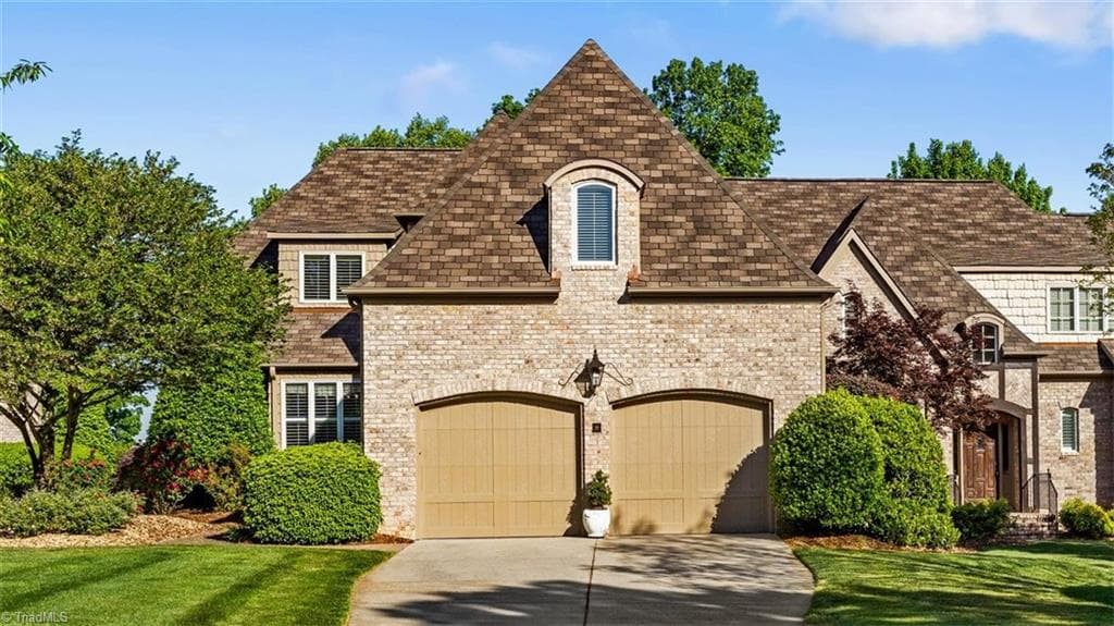 19 Creswell Court, Greensboro NC 27407