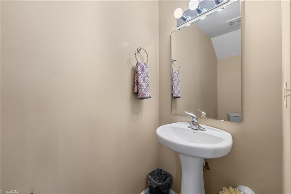 Stick/Site Built at 212 Haywards Lane, Mebane NC 27302, Mebane, photo 8 of 29