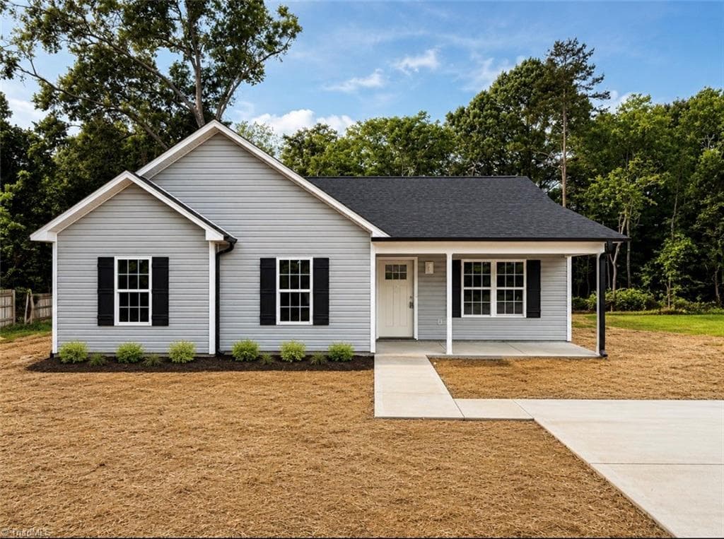 325 Price Street, Eden NC 27288