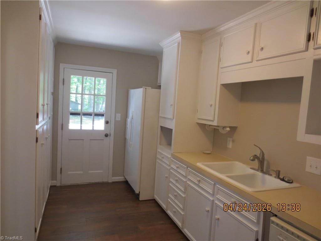 Stick/Site Built at 661 Runningbrook Lane, Rural Hall NC 27045, photo 10 of 26