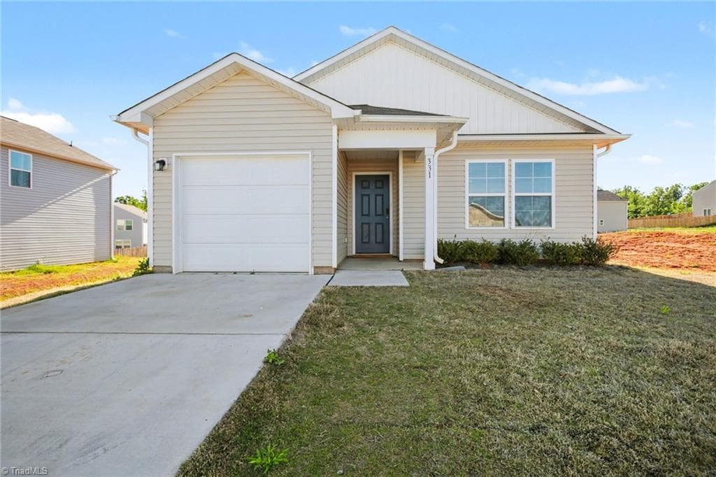 331 Peacock Circle, Lexington NC 27292