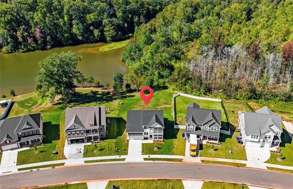 4520 Hanes Lake Drive, Winston-Salem NC 27106