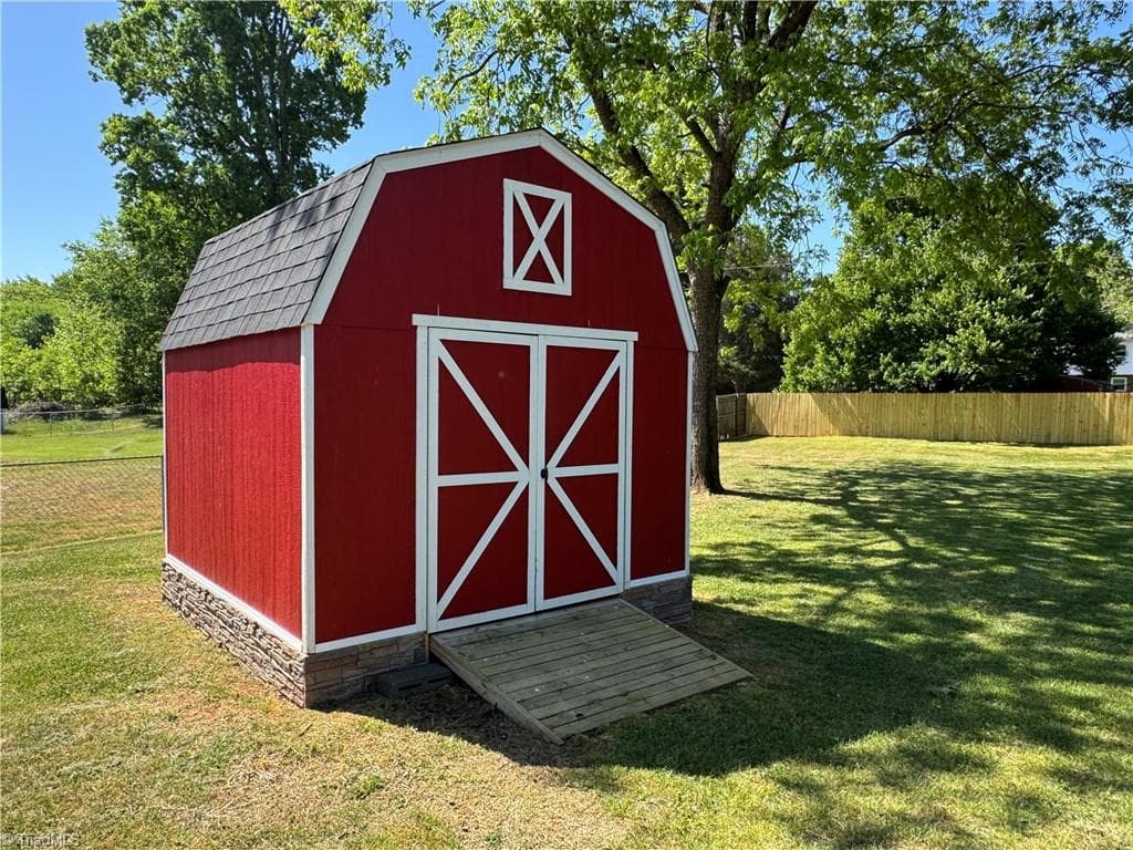 Stick/Site Built at 2436 Wickham Road, Kernersville NC 27284, photo 27 of 33