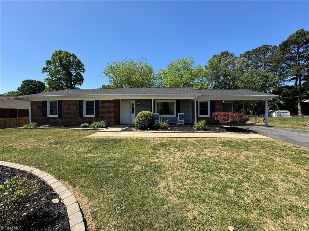 Stick/Site Built at 2436 Wickham Road, Kernersville NC 27284, photo 2 of 33
