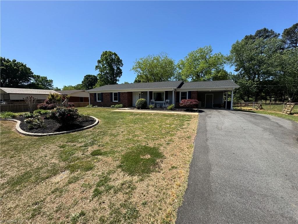 Stick/Site Built at 2436 Wickham Road, Kernersville NC 27284, photo 3 of 33