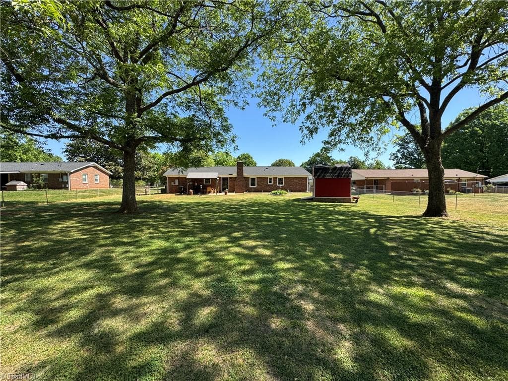 Stick/Site Built at 2436 Wickham Road, Kernersville NC 27284, photo 24 of 33