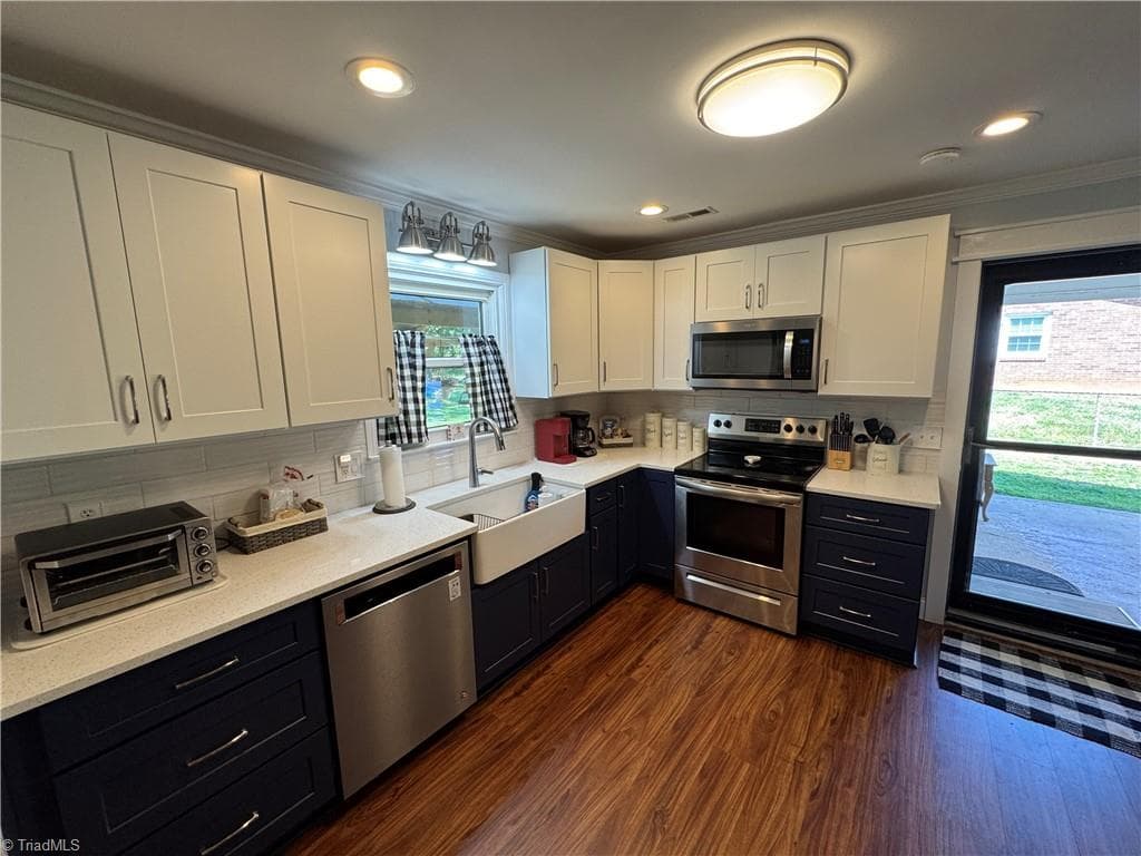 Stick/Site Built at 2436 Wickham Road, Kernersville NC 27284, photo 4 of 33
