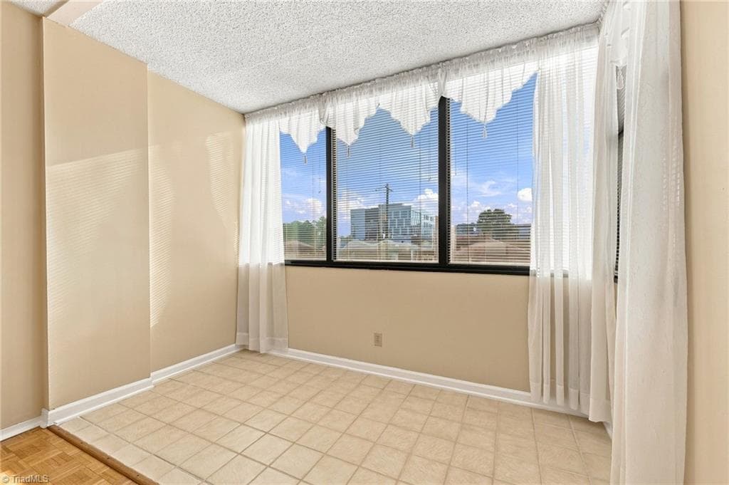 Stick/Site Built at 1101 Elm Street # 206, Greensboro NC 27401, photo 14 of 37