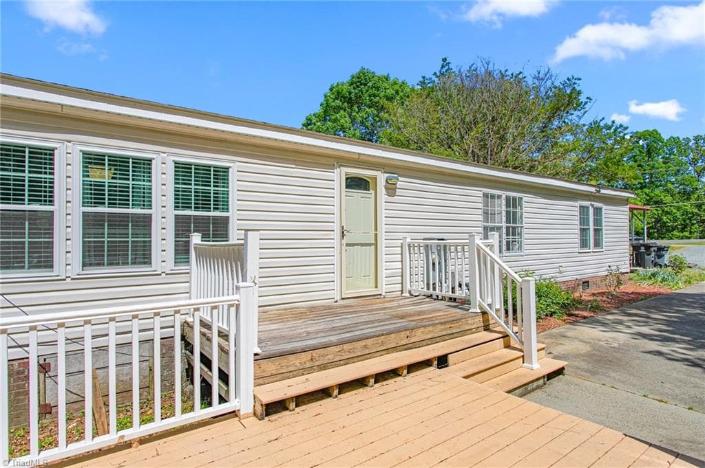 Manufactured Home at 6705 Beale Road, Snow Camp NC 27349, Snow Camp, photo 3 of 45