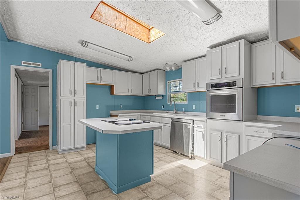 Manufactured Home at 6705 Beale Road, Snow Camp NC 27349, Snow Camp, photo 19 of 45
