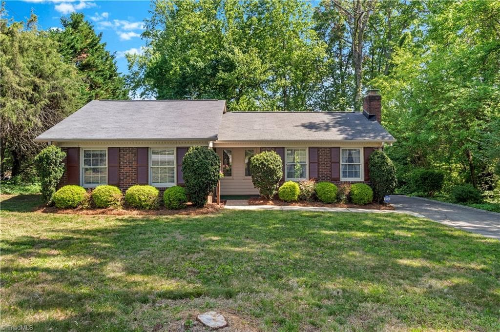 Stick/Site Built at 2595 Mount Salem Road, Pfafftown NC 27040, Pfafftown, photo 2 of 29