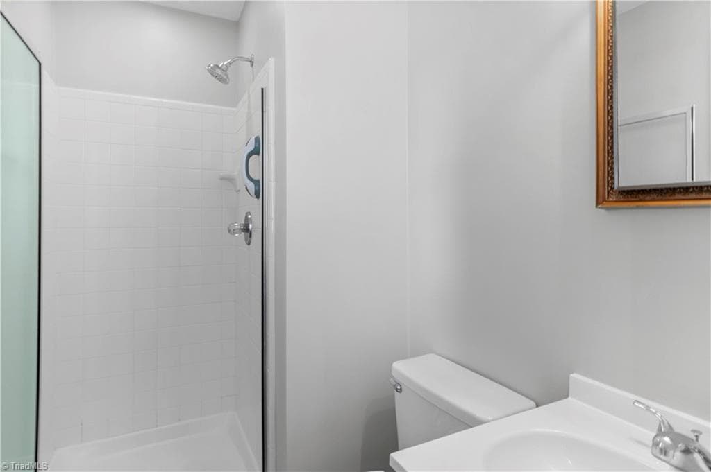Stick/Site Built at 2595 Mount Salem Road, Pfafftown NC 27040, Pfafftown, photo 17 of 29