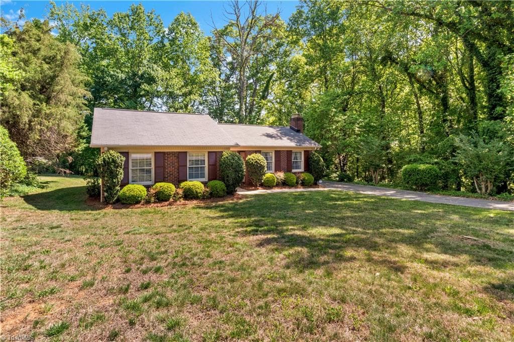 Stick/Site Built at 2595 Mount Salem Road, Pfafftown NC 27040, Pfafftown, photo 3 of 29