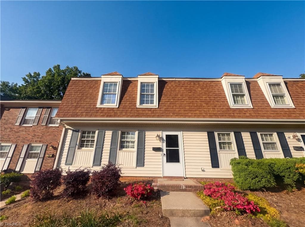 3229 Regents Park Lane # D, Greensboro NC 27455