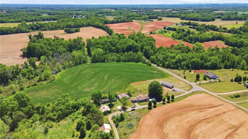 2648 Spencer Road, Boonville NC 27011