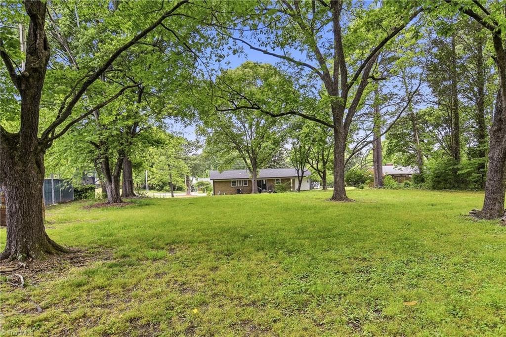 Stick/Site Built at 104 Jacklyn Court, High Point NC 27265, photo 31 of 32