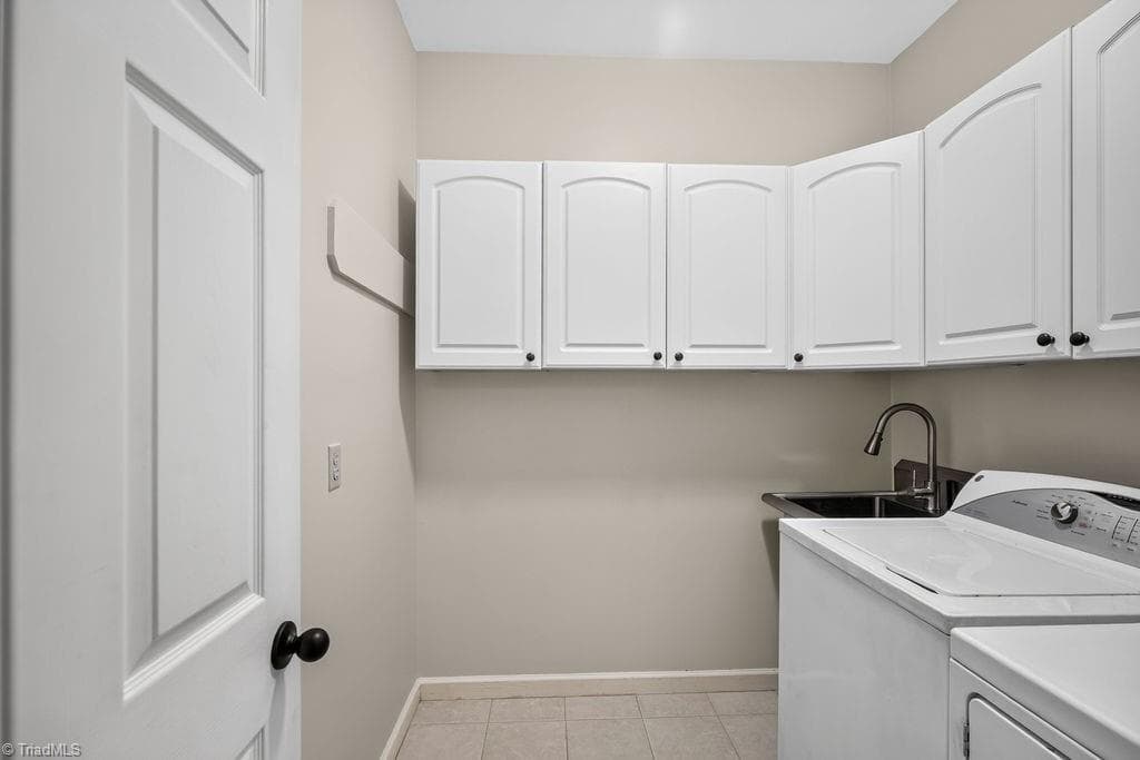Stick/Site Built at 2700 Red Gate Court, Jamestown NC 27282, Jamestown, photo 22 of 49