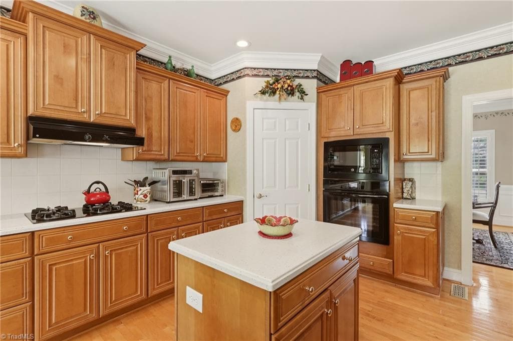 Stick/Site Built at 3569 Burnley Drive, Clemmons NC 27012, photo 14 of 41