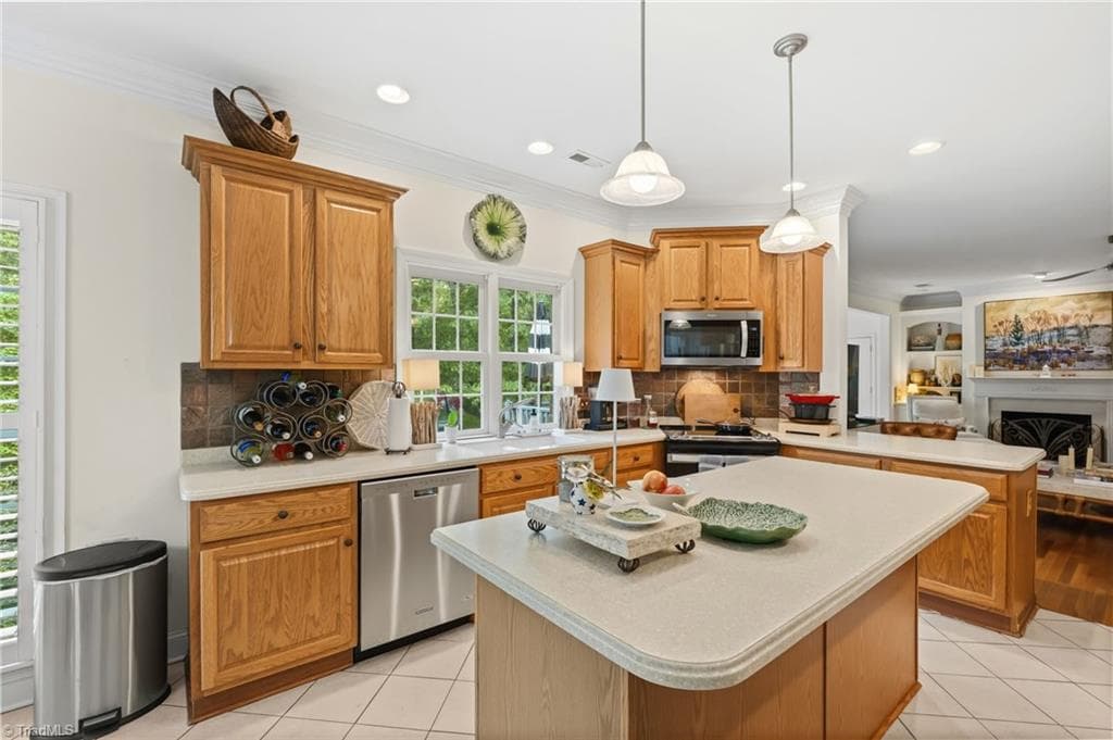 Stick/Site Built at 4221 Pennfield Way, High Point NC 27262, photo 17 of 41
