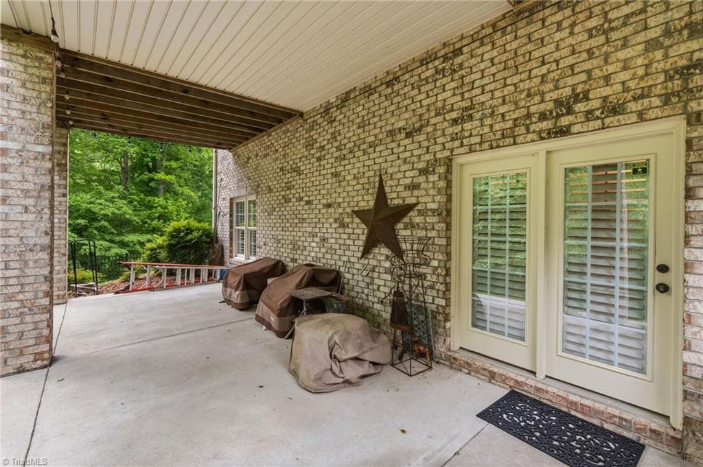 Stick/Site Built at 4221 Pennfield Way, High Point NC 27262, photo 40 of 41