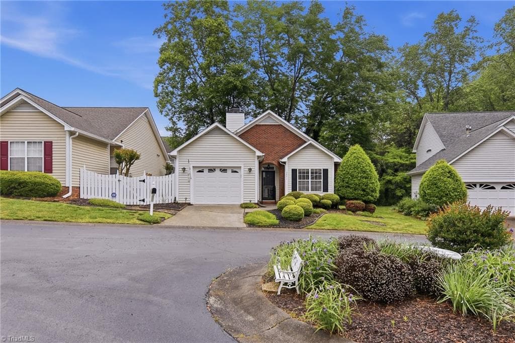 2841 Wynfield Crossing Lane, Winston-Salem NC 27103
