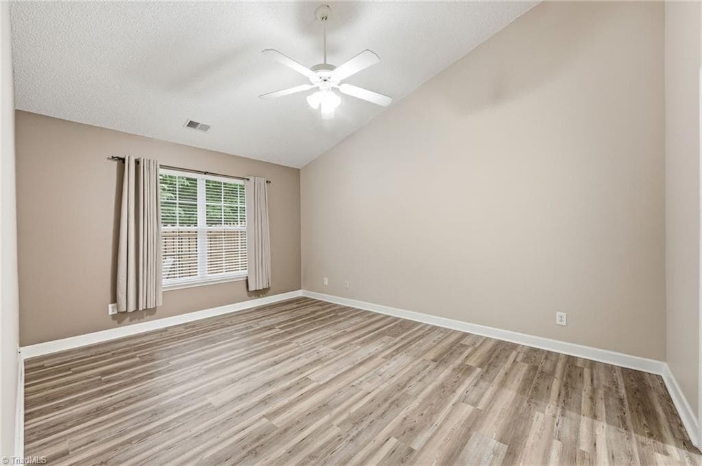 Stick/Site Built at 2204 Sweetbay Circle, Burlington NC 27215, Burlington, photo 6 of 17