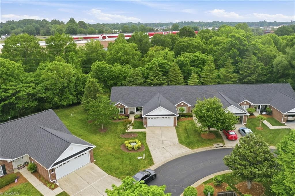 Stick/Site Built at 2204 Sweetbay Circle, Burlington NC 27215, Burlington, photo 16 of 17