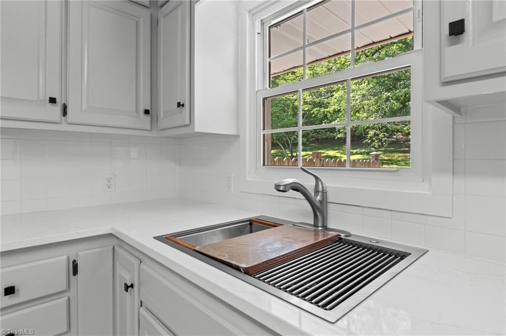 Stick/Site Built at 117 Kingswood Place Drive, Walnut Cove NC 27052, Walnut Cove, photo 18 of 50