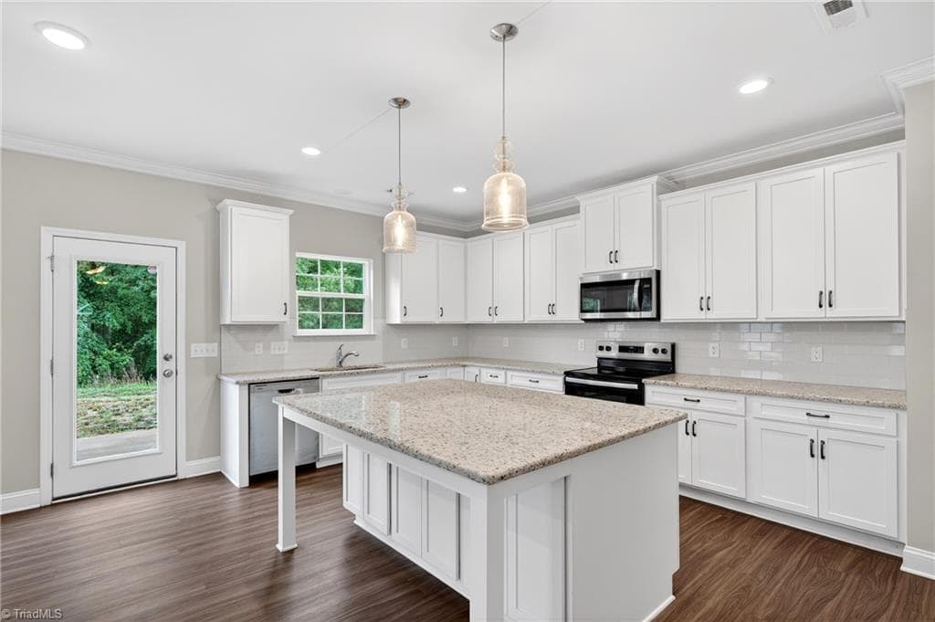 Stick/Site Built at 4220 Canter Creek Lane, High Point NC 27262, photo 9 of 47