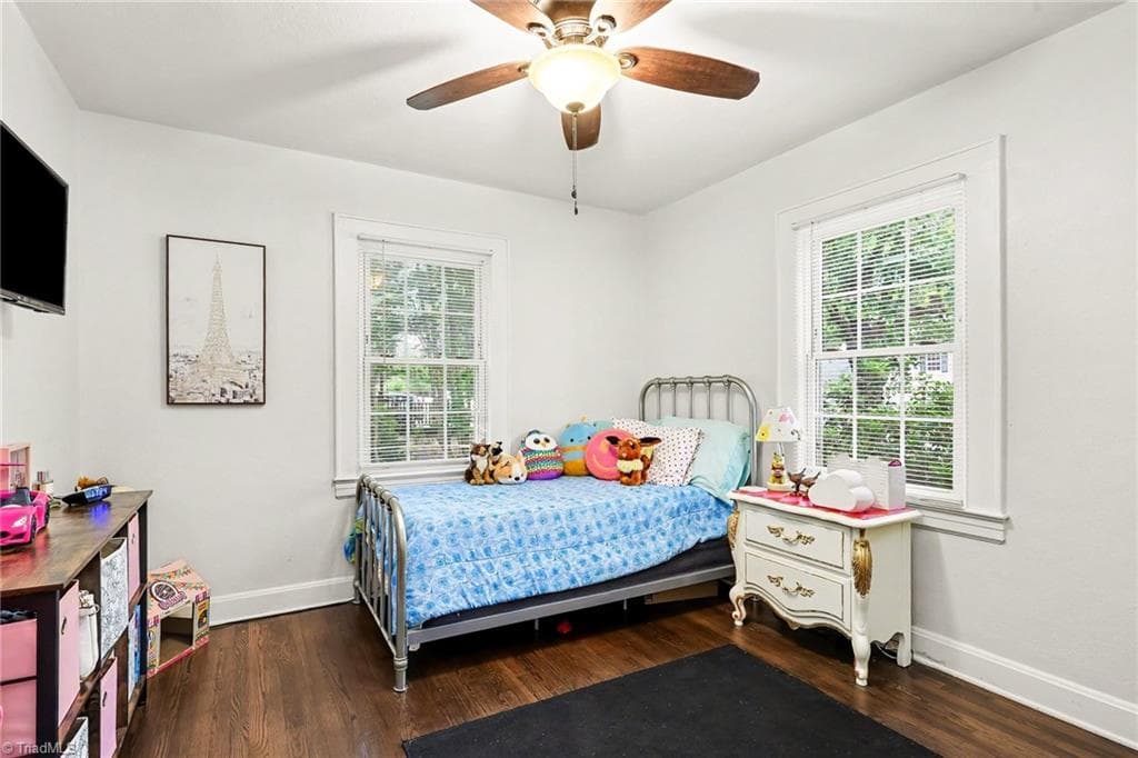 Stick/Site Built at 2201 Edgewood Drive, High Point NC 27262, photo 22 of 28