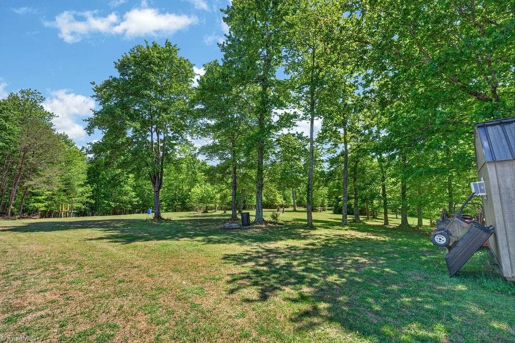 Modular at 135 Blueridge View Lane, Mount Airy NC 27030, Mount Airy, photo 91 of 100