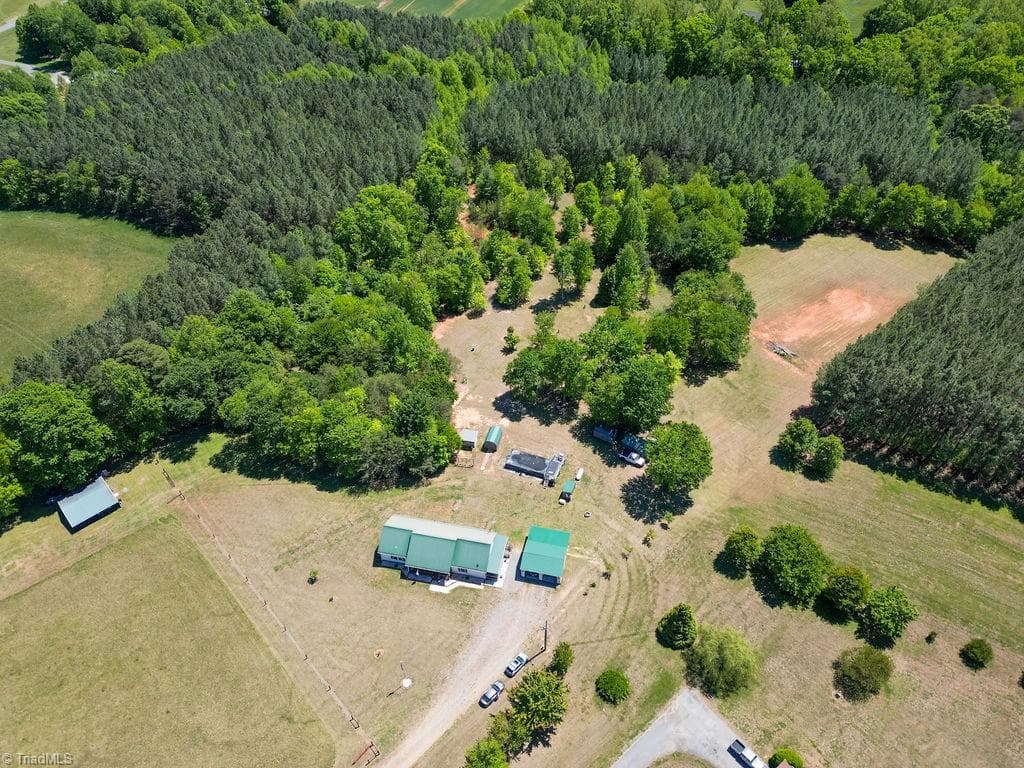 Modular at 135 Blueridge View Lane, Mount Airy NC 27030, Mount Airy, photo 69 of 100