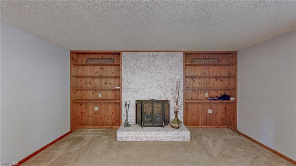 Stick/Site Built at 859 Lakeview Drive, Thomasville NC 27360, photo 14 of 39