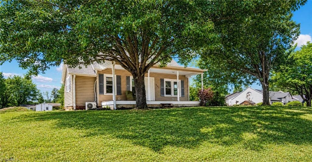 Stick/Site Built at 547 Austin Traphill Road, Elkin NC 28621, Elkin, photo 7 of 56