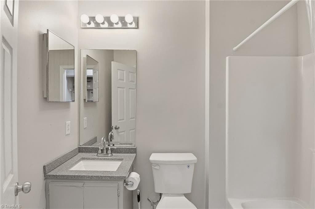 Stick/Site Built at 805 Salem Pointe Lane, Winston-Salem NC 27101, photo 29 of 31