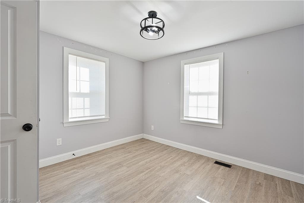 Stick/Site Built at 1511 Davis Avenue, High Point NC 27260, photo 32 of 41