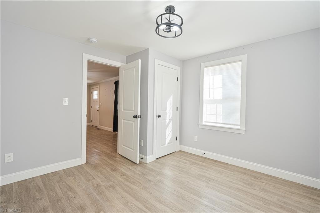 Stick/Site Built at 1511 Davis Avenue, High Point NC 27260, photo 31 of 41
