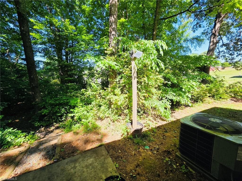 Stick/Site Built at 246 Eaglewood Lane, Winston-Salem NC 27127, Winston-Salem, photo 26 of 28