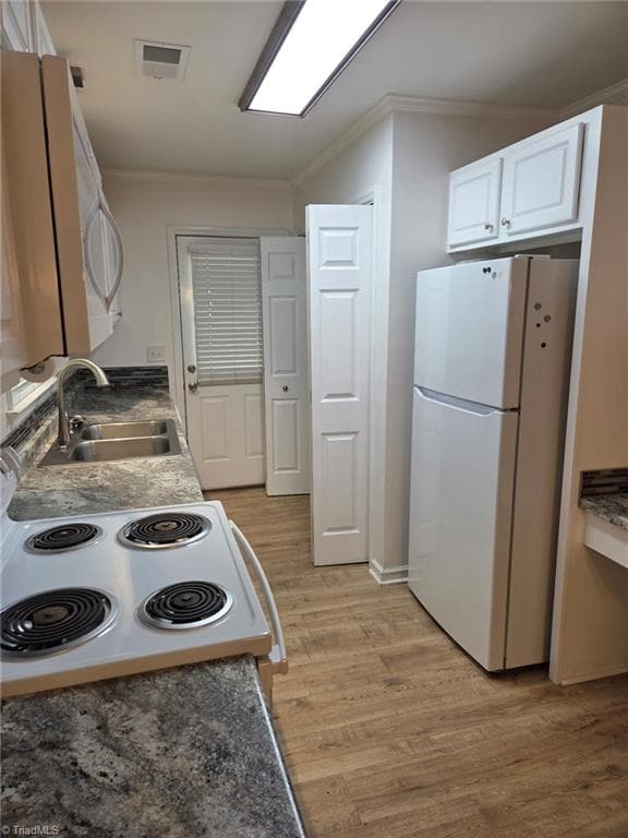 Stick/Site Built at 246 Eaglewood Lane, Winston-Salem NC 27127, Winston-Salem, photo 11 of 28
