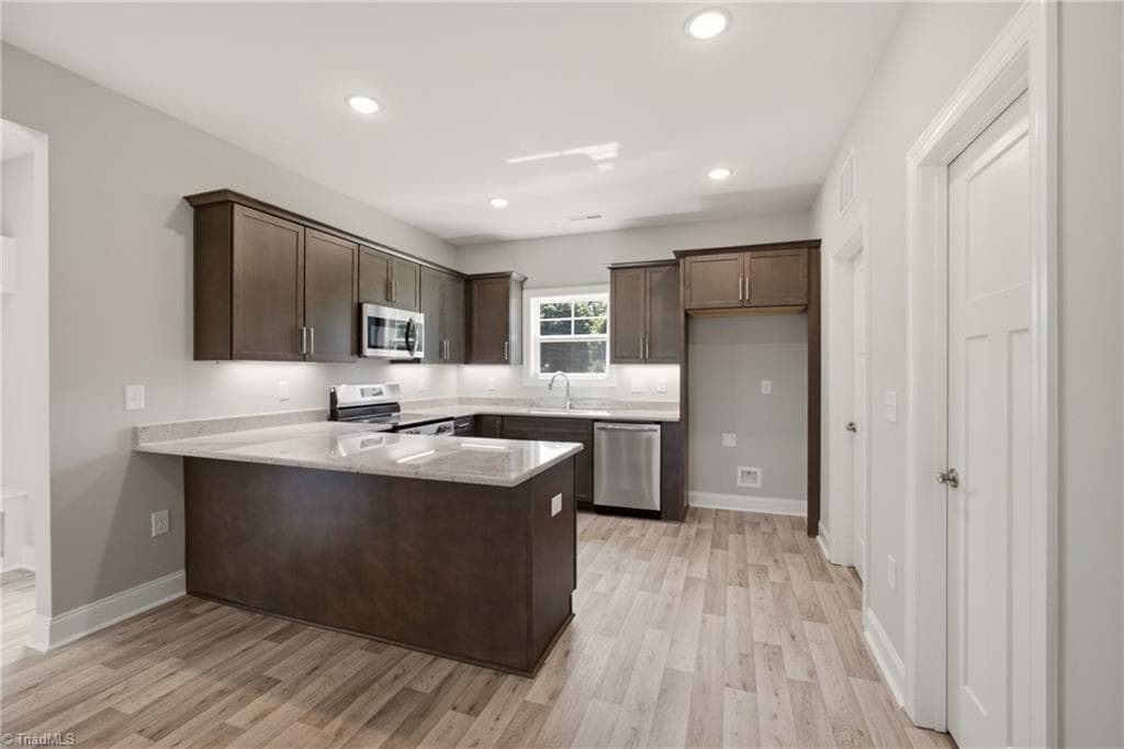 Stick/Site Built at 4568 Wallburg Road, Winston-Salem NC 27107, Winston-Salem, photo 10 of 41