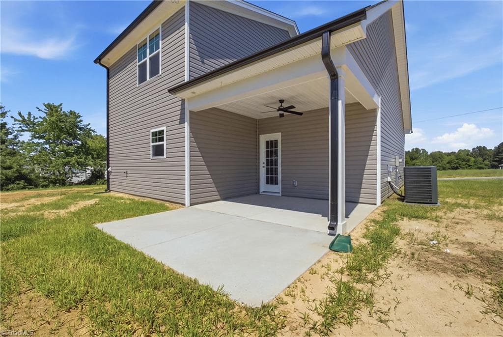 Stick/Site Built at 4568 Wallburg Road, Winston-Salem NC 27107, Winston-Salem, photo 4 of 41